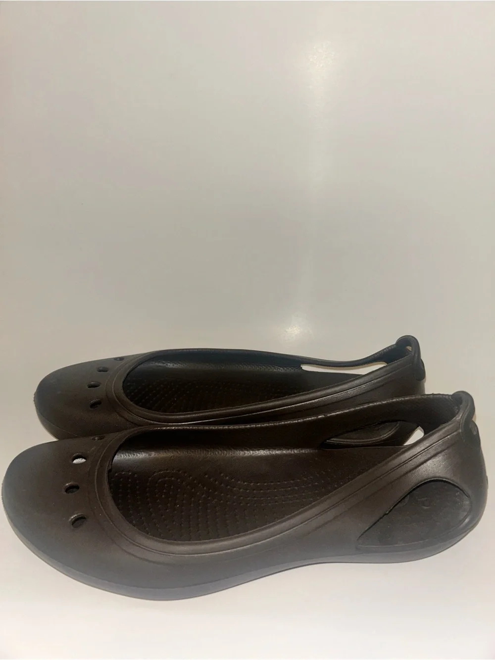 CROCS Women's Brown Slip-On Kadee Flats